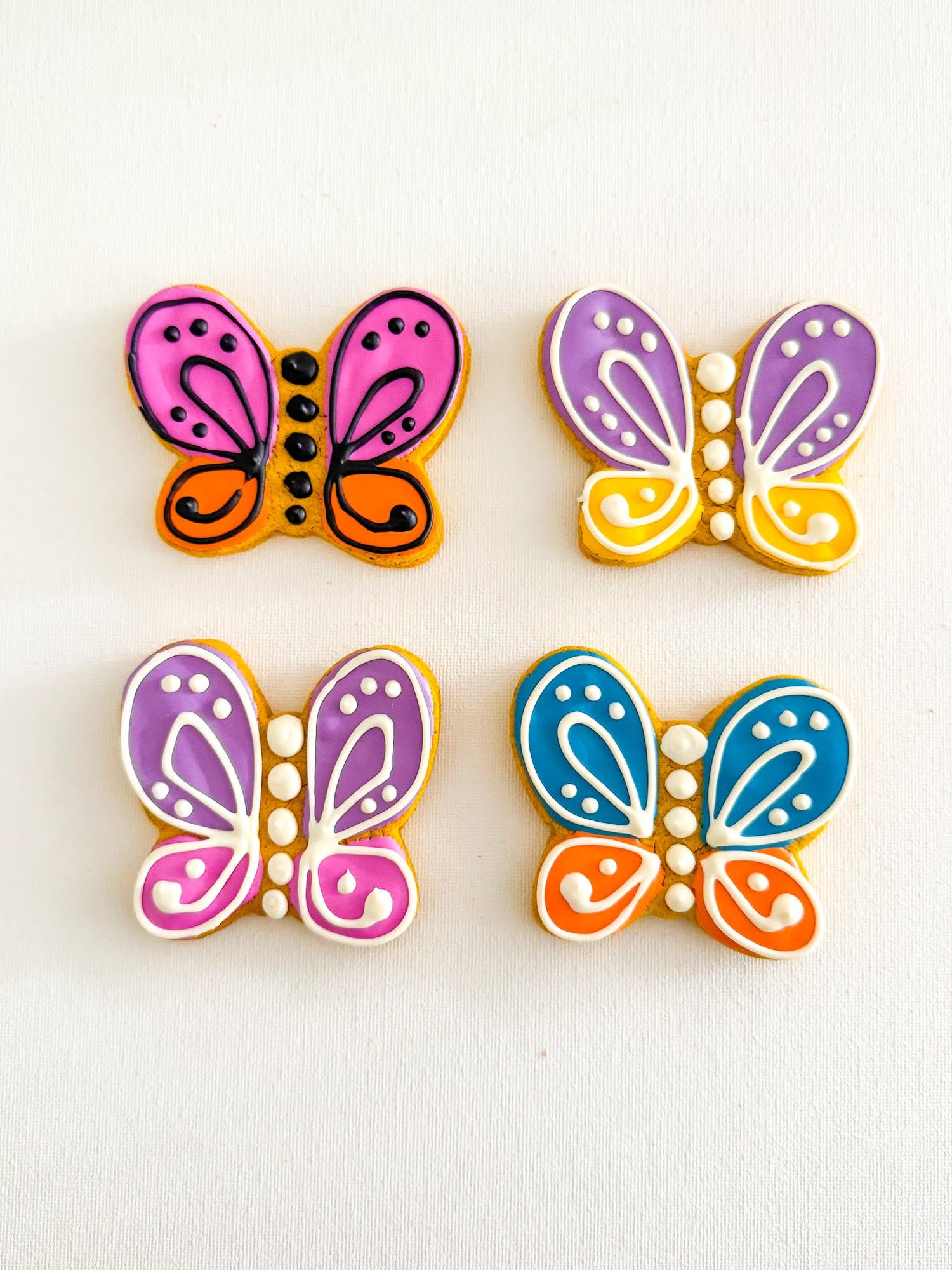 darlin-dogs-icing-biscuits-for-dogs-butterfly-shapes